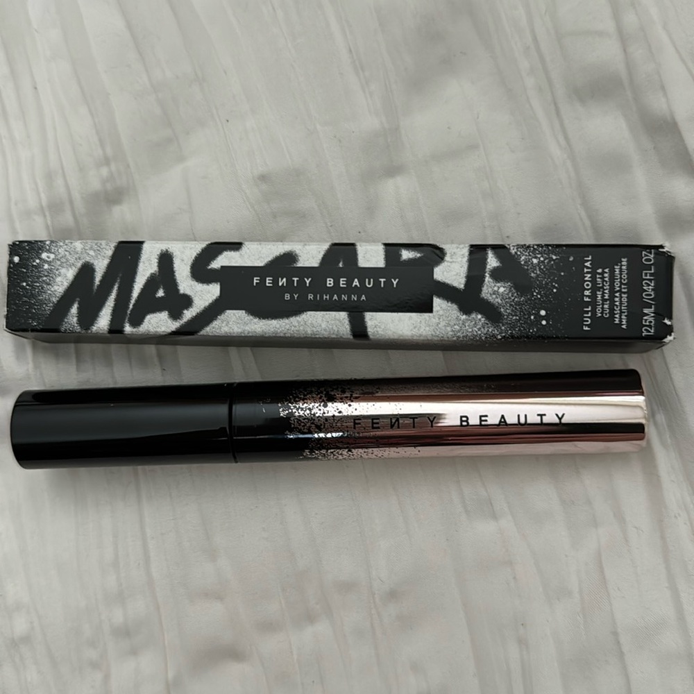 Fenty Beauty full frontal mascara